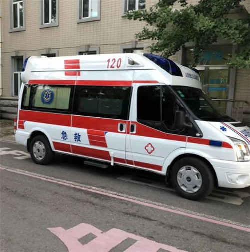 新化选择我们的救护车出租,开启安心转院之旅
